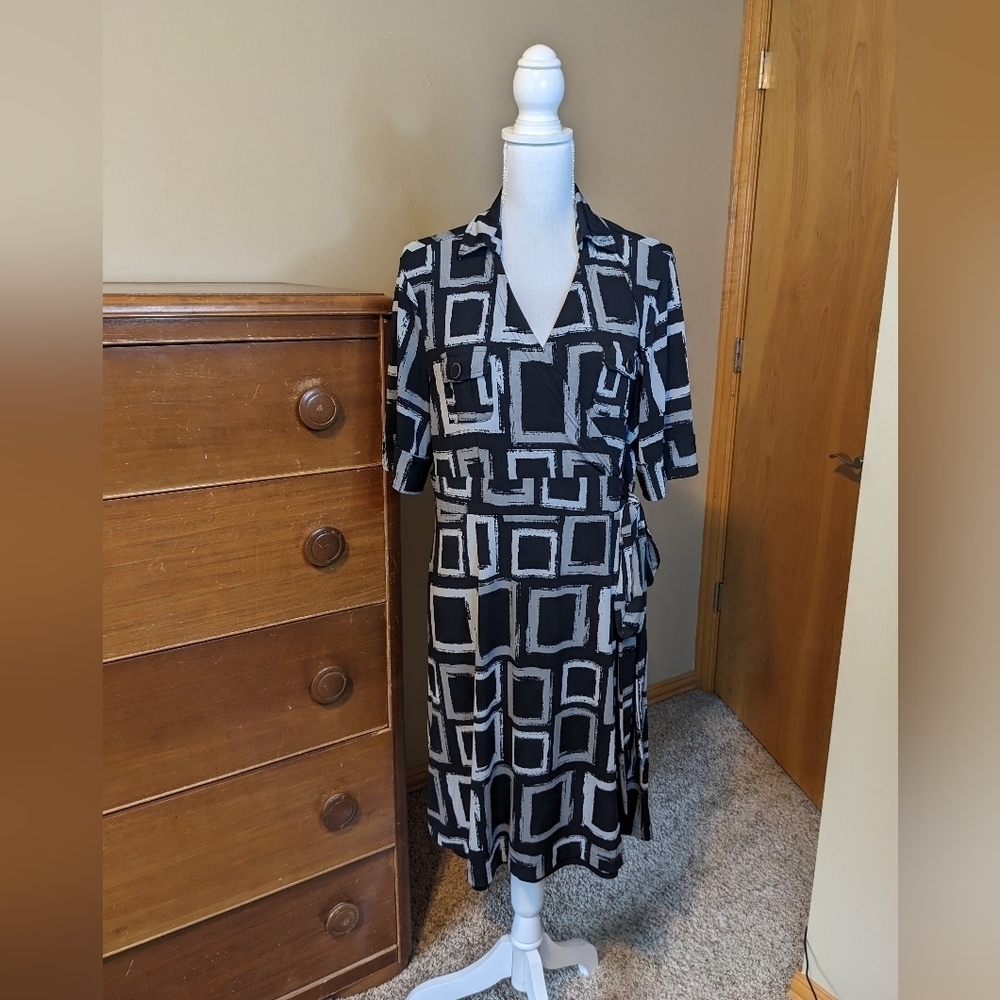 Apt. 9 Geometric Belted Faux Wrap Dress LP - Picture 2 of 12